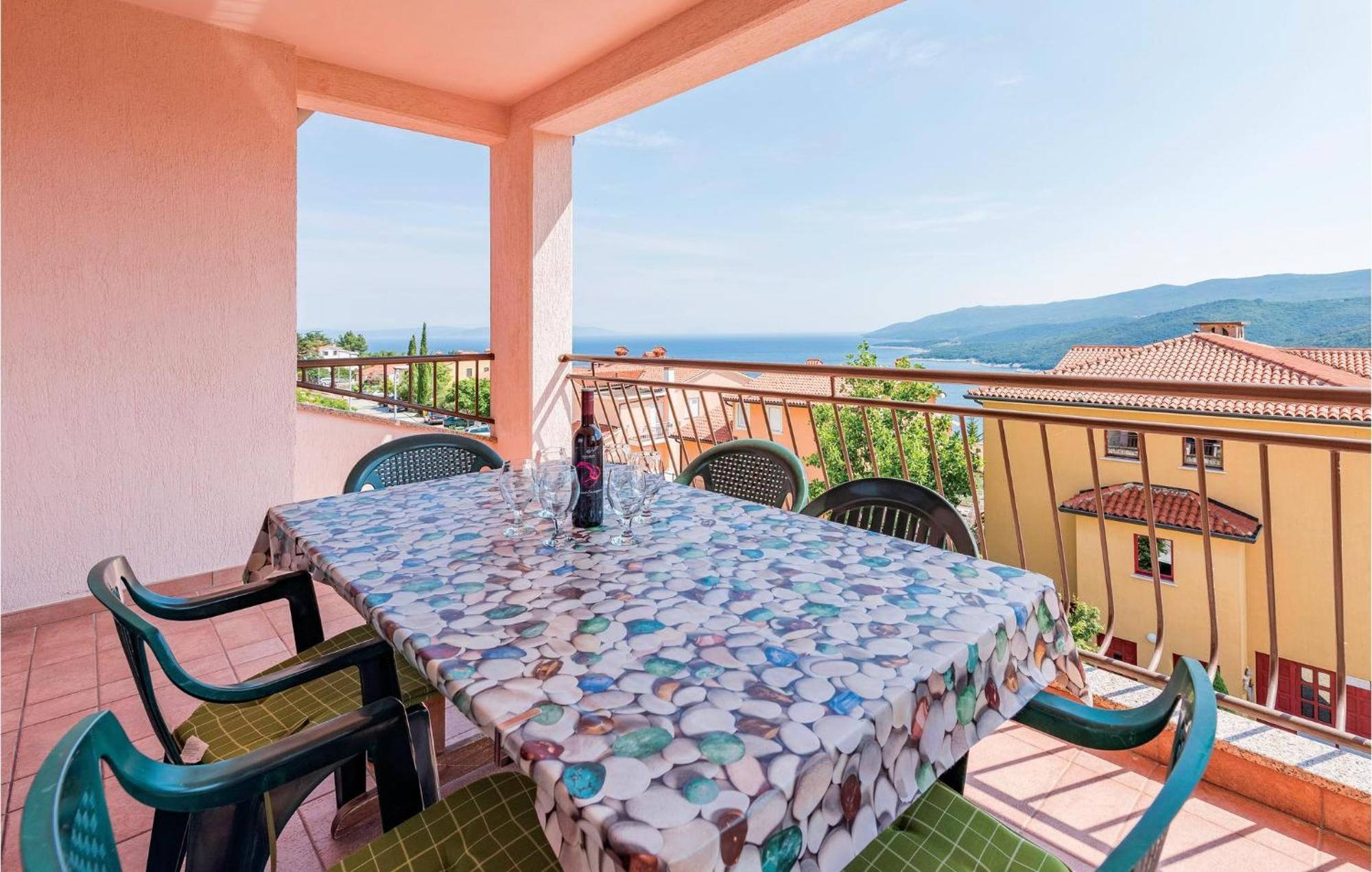 Amazing Apartment In Rabac With Kitchen Zewnętrze zdjęcie