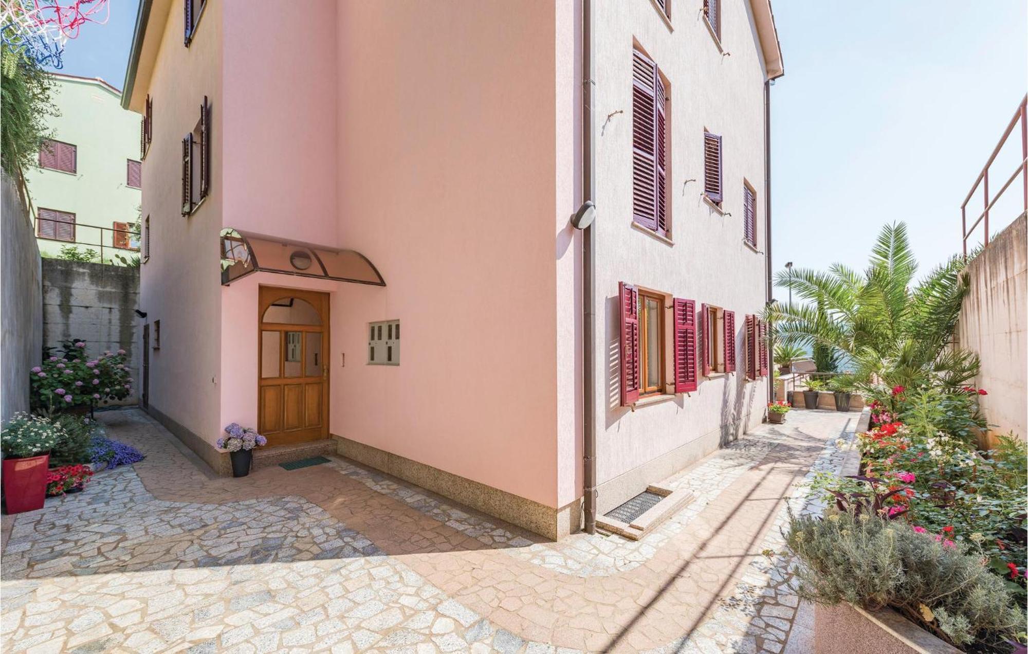 Amazing Apartment In Rabac With Kitchen Zewnętrze zdjęcie